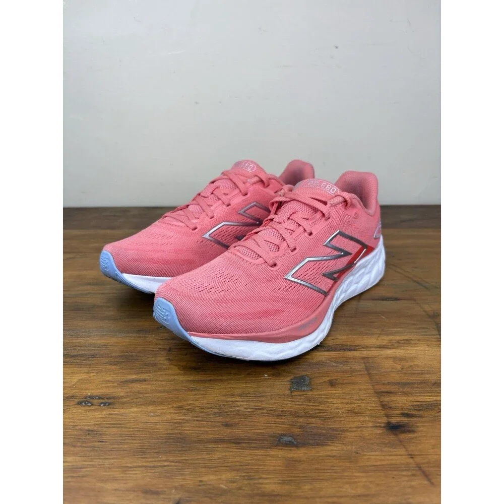 New Balance Fresh Foam 680v8 Womens Size 8.5 B Pink Coral Running Shoes Sneakers